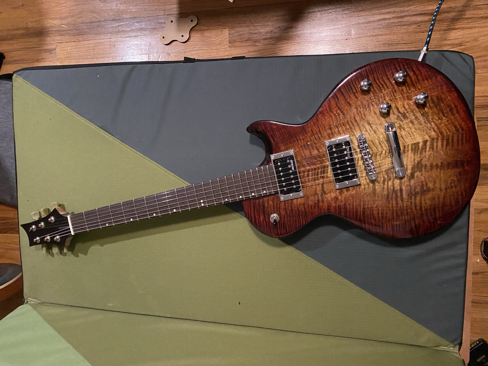 Flame Maple Burst